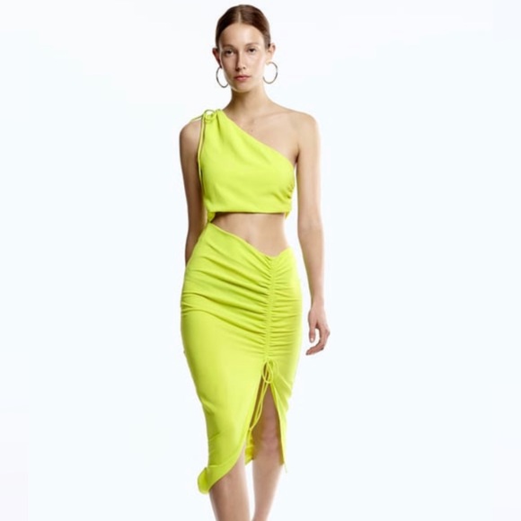 Zara Dresses & Skirts - Zara lime green dress
